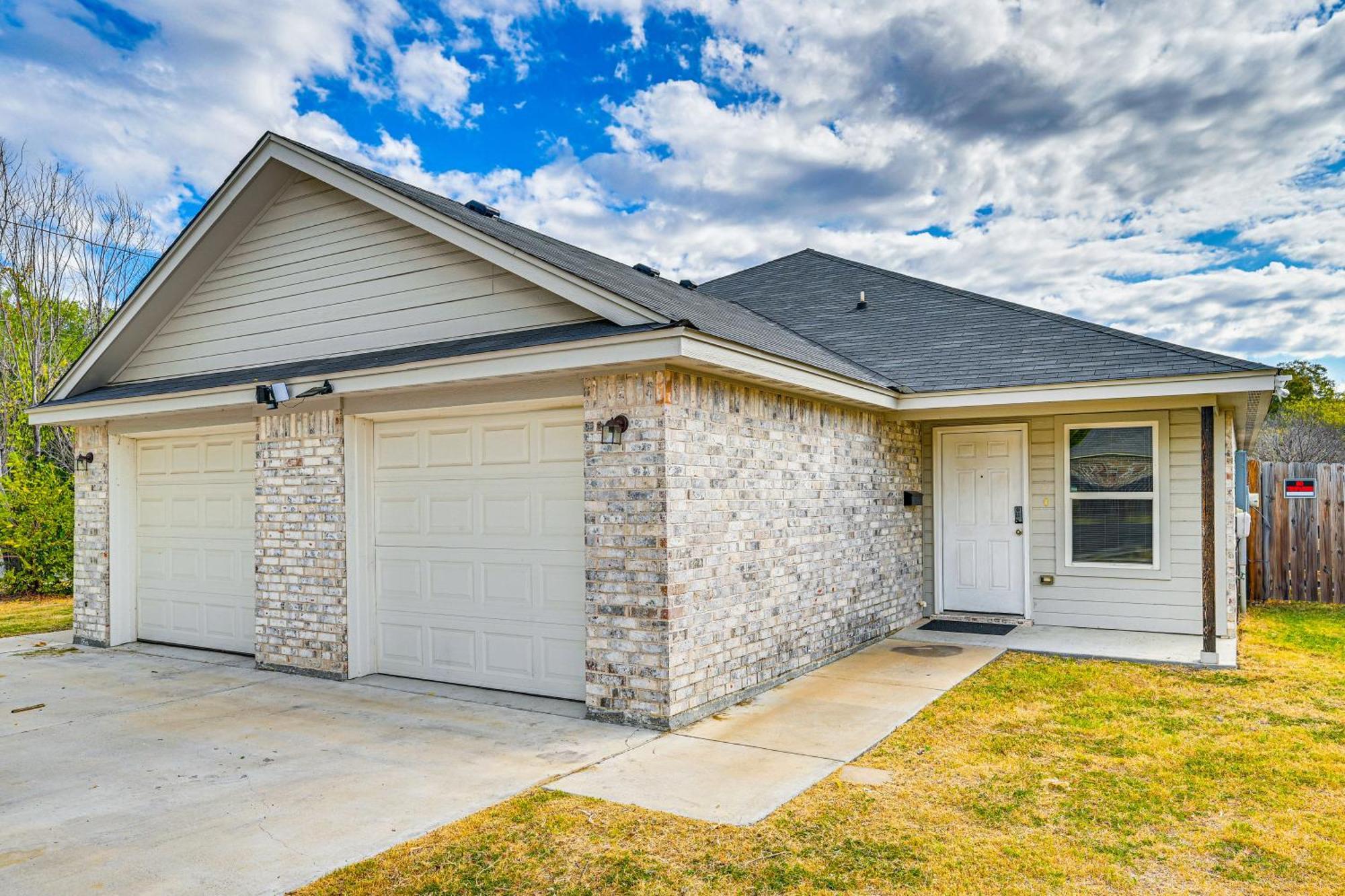 Urban Oasis Apartment Killeen Exterior photo