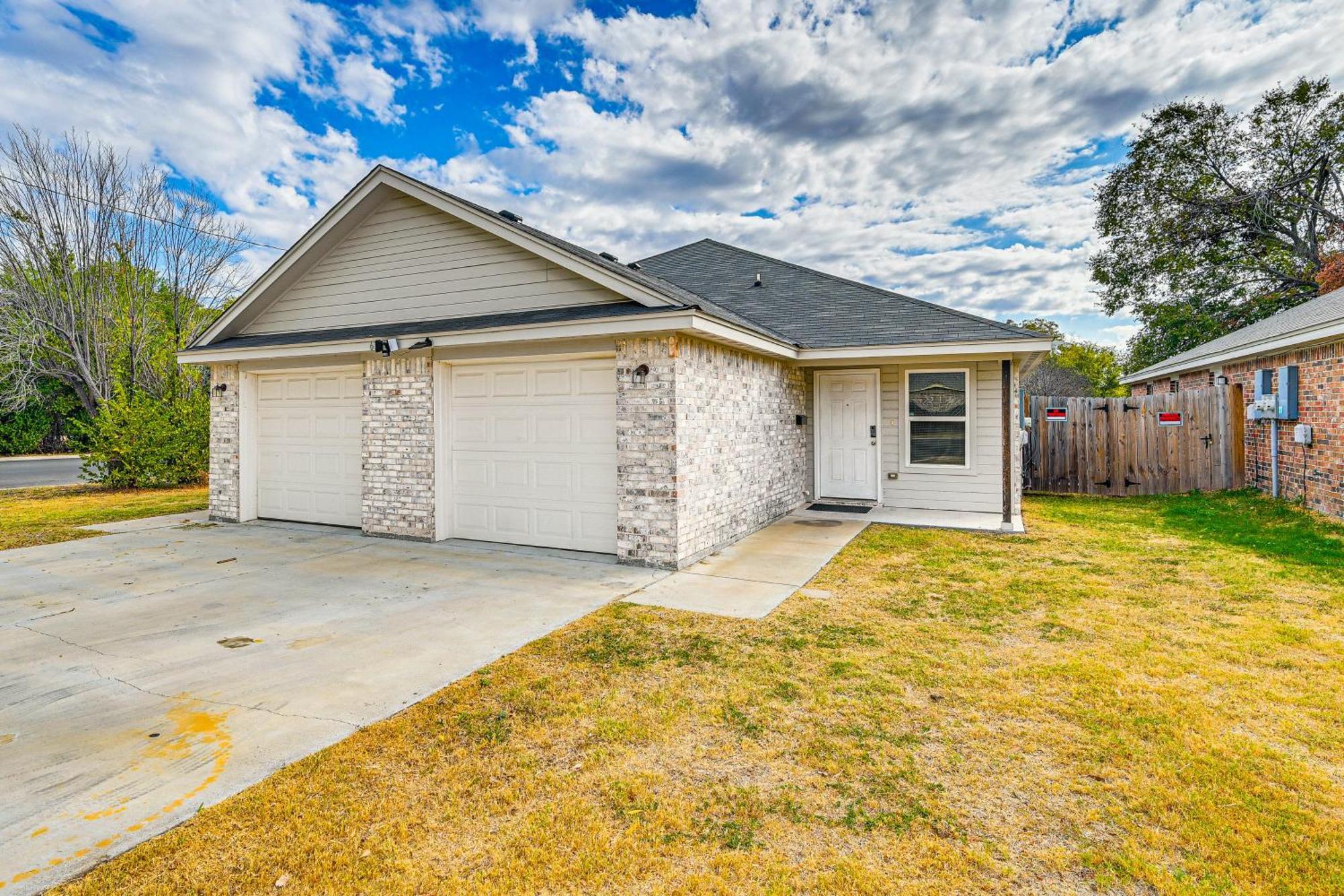 Urban Oasis Apartment Killeen Exterior photo